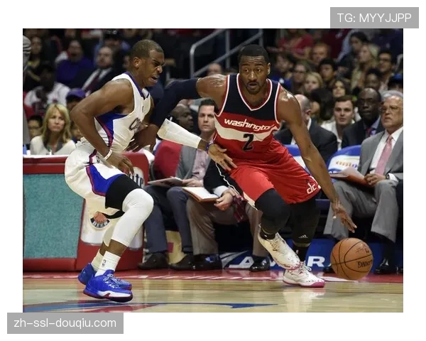 聚焦:老将克里斯·保罗向媒体详解当今控卫所需的“无球得分”新技能 聚焦:老将克里斯·保罗向媒体详解当今控卫所需的“无球得分”新技能