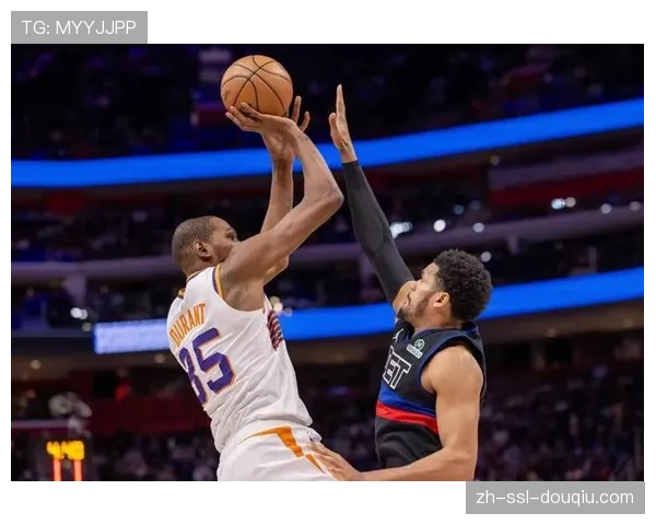 雷霆场均仅让对手投进4.6个底角三分，詹姆斯称其防守“无弱点”